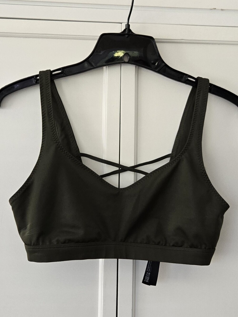 Victoria Sport Crisscross Back Bralette - Olive